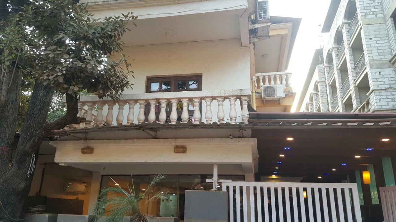 De Sai Palace كالانغيُت المظهر الخارجي الصورة